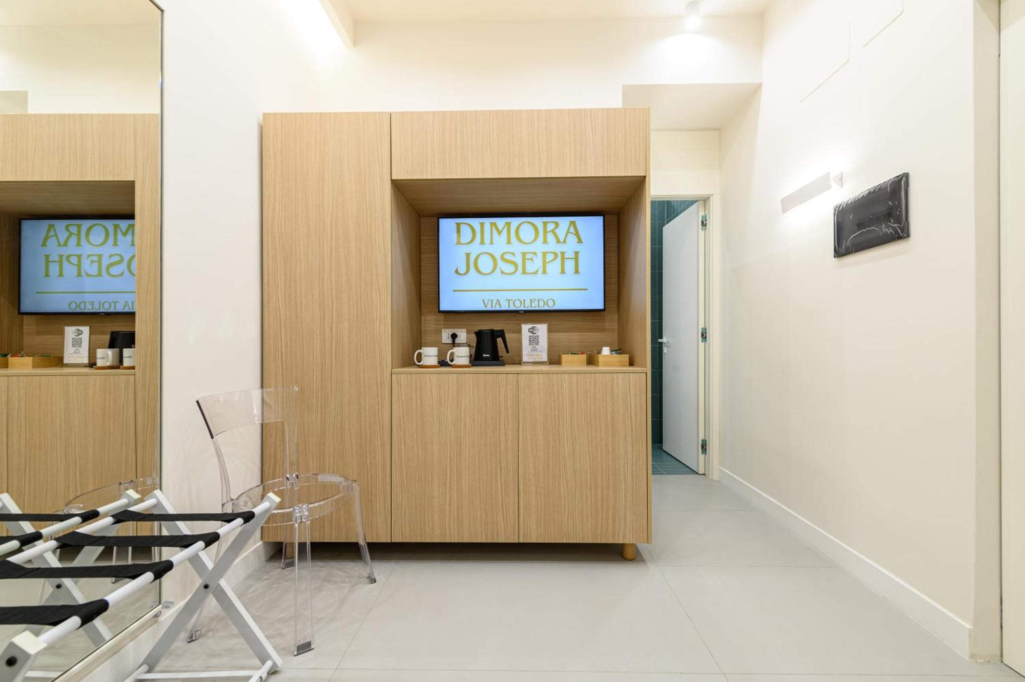 Hotel Dimora Joseph Via Toledo Napoli Esterno foto